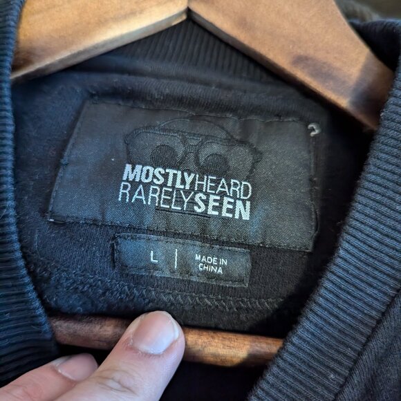 MOSTLY HEARD RARELY SEEN - Iconic black camo sweater - Sz L - Picture 5 of 7